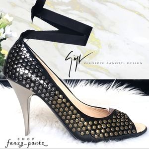 Giuseppe Zanotti Patent Studded Peep-toe Pump Heel